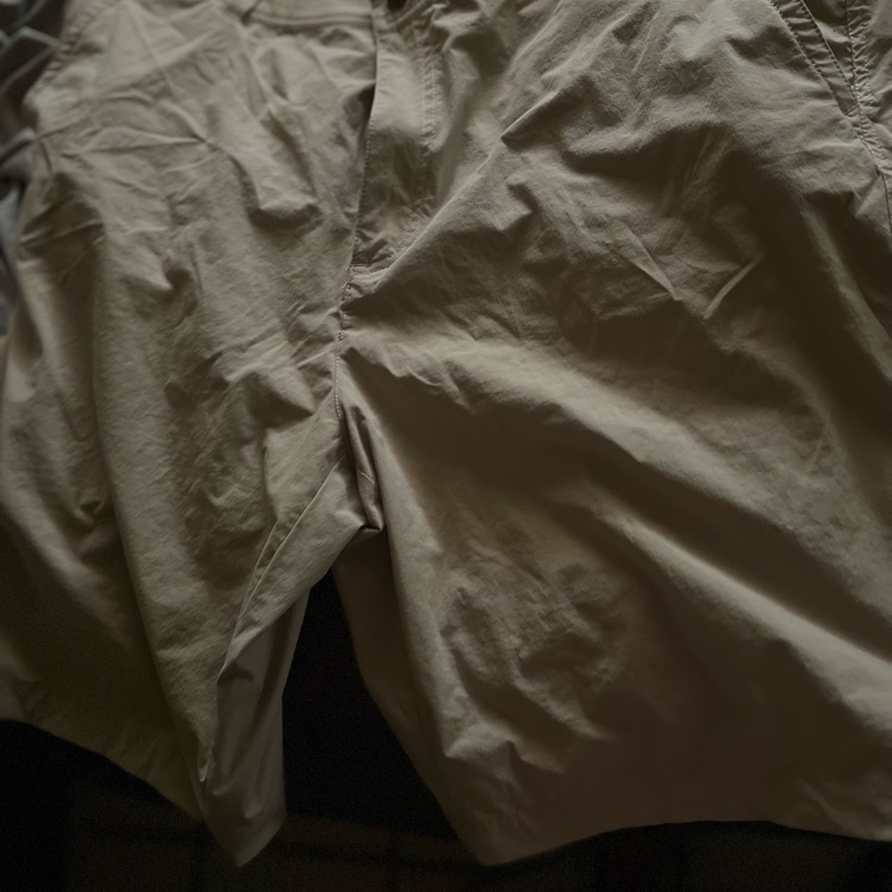 Coolibar Mens shorts size 38